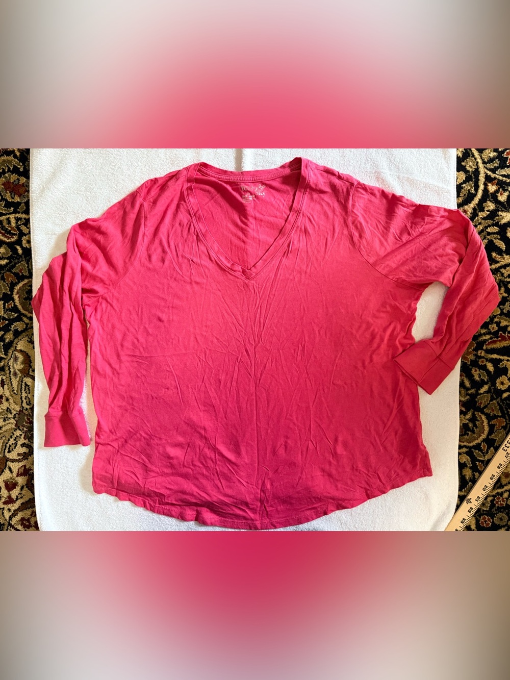 2x (20-22) women’s Terra & Sky pink V-Neck Tee